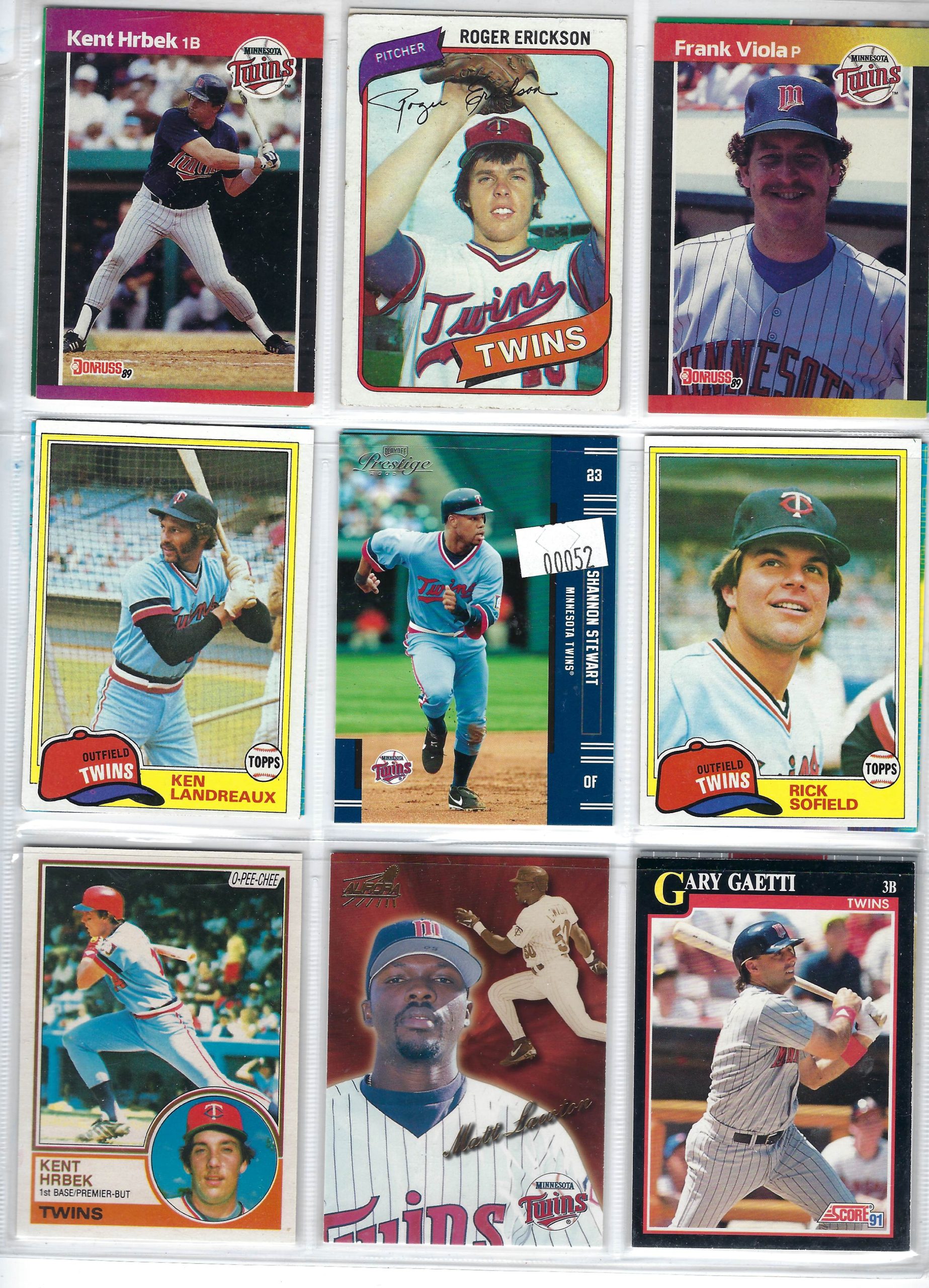 Lot: 52 Card Sleeve of Baseball Cards