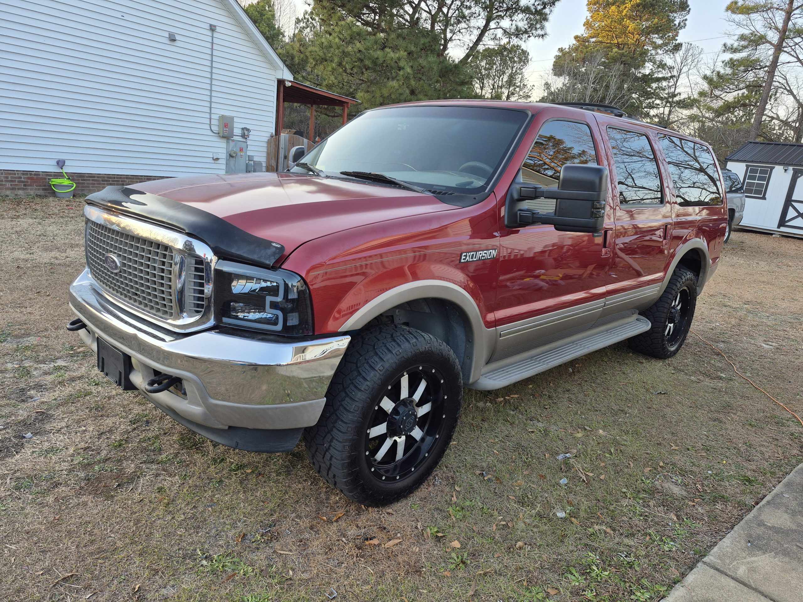 2002 Ford Excursion Limited – v10 6.8L Engine 290,800 Miles – $8650
